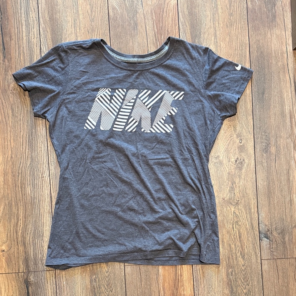 Nike Women's Charcoal Short Sleeve Tee